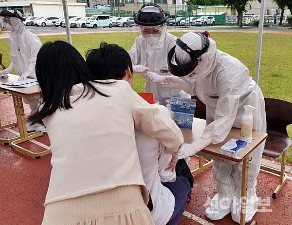 경주서도 요양병원·시설의 만 65세 미만 입소자와 종사자를 위한 백신이 25일 도착 예정인 가운데, 준비 기간을 거쳐 26일부터 코로나19 백신 접종이 시작된다. (사진=경주시)