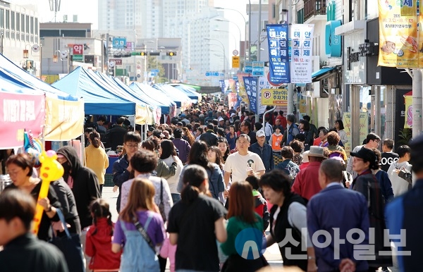 2019년 개최된 태안 거리축제 모습(사진=태안군)