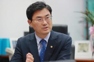 [미리보는 2021 국회 경제] 이정문 정무위원 "불공정 시장 관행 바로잡을 것"