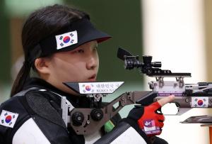 [도쿄올림픽] 권은지, 여자 10ｍ 공기소총 7위…박희문은 8위