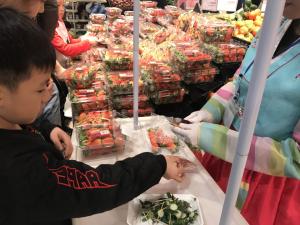 딸기 수출단가 전년比 14.4%↑…홍콩·싱가포르 전용기 효과