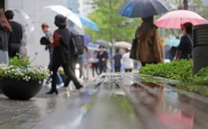 [오늘날씨] 곳곳 빗방울로 주춤해진 ‘초여름 날씨’… 최고기온 20∼29도