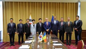 김진표 의장 “루마니아 11조 원전사업에 한국 참여”