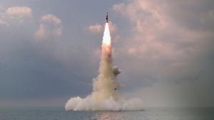[속보] "북한 자강도 무평리서 중거리탄도미사일 1발 발사"