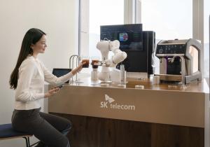 SKT, 커피로봇에 AI기술 접목…5년 내 1위 목표