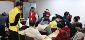 동국제약 봉사단, &apos;사랑의 스케일링&apos; 활동 참여
