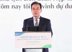 베트남 간 이성희 회장 "한국농협김치 진출 적극 지원"