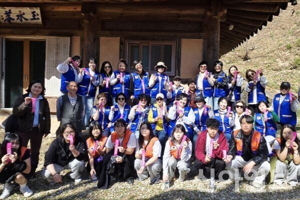 홍천농고 인터랙트, 식목일 맞아 환경·공익 캠페인 전개 - 뉴스 썸네일 이미지