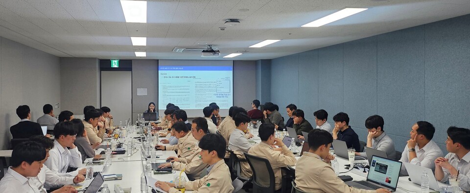 생성형 AI로 업무 생산성 향상…아이에스동서, '인공지능 도입' 속도