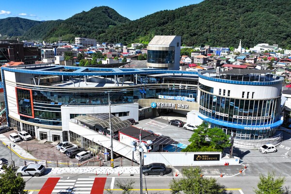 화천군, AI·IoT 활용 어르신 비대면 건강관리 추진