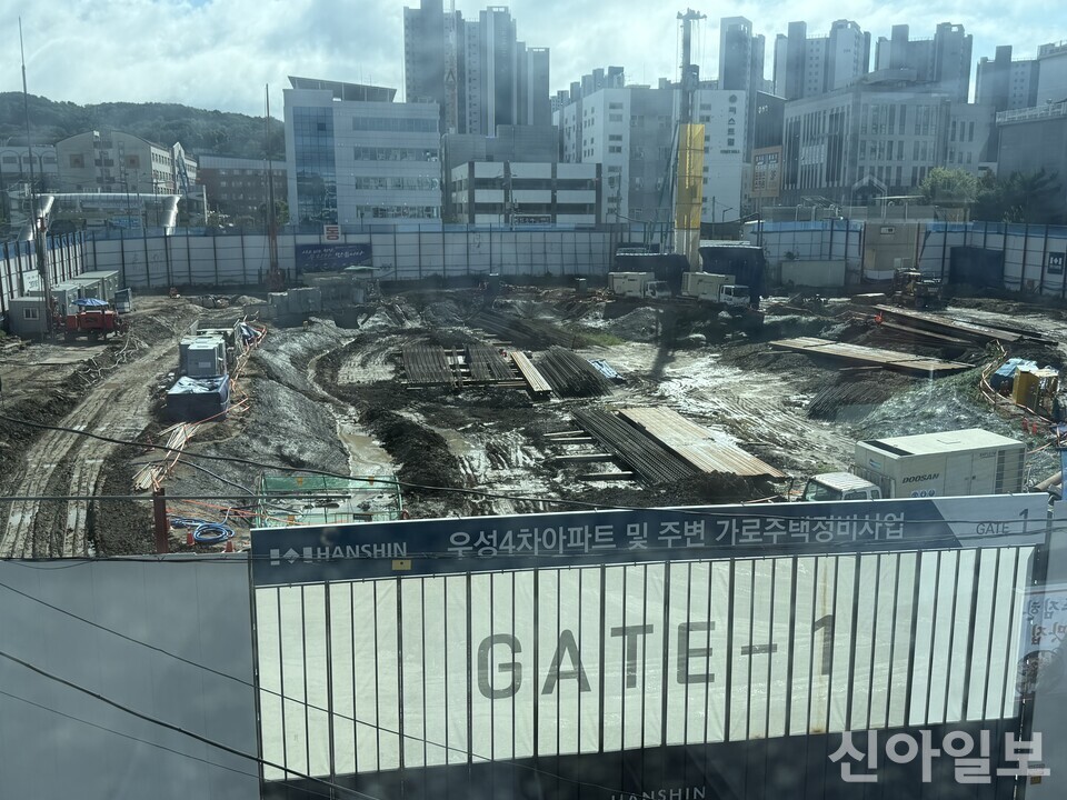 [궁금해집] 걸어서 의왕역 10분·초등학교 5분...'의왕역 한신더휴' - 뉴스 썸네일 이미지